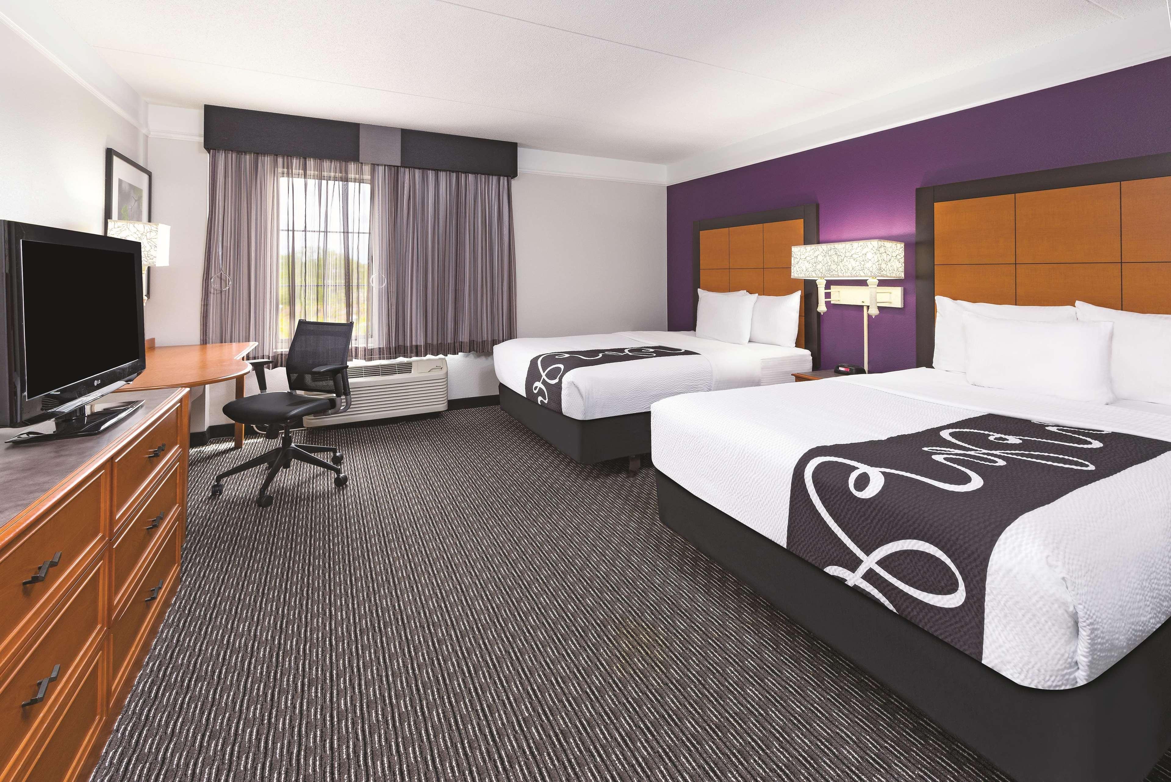 La Quinta By Wyndham St. Louis Westport Hotel Maryland Heights Eksteriør billede