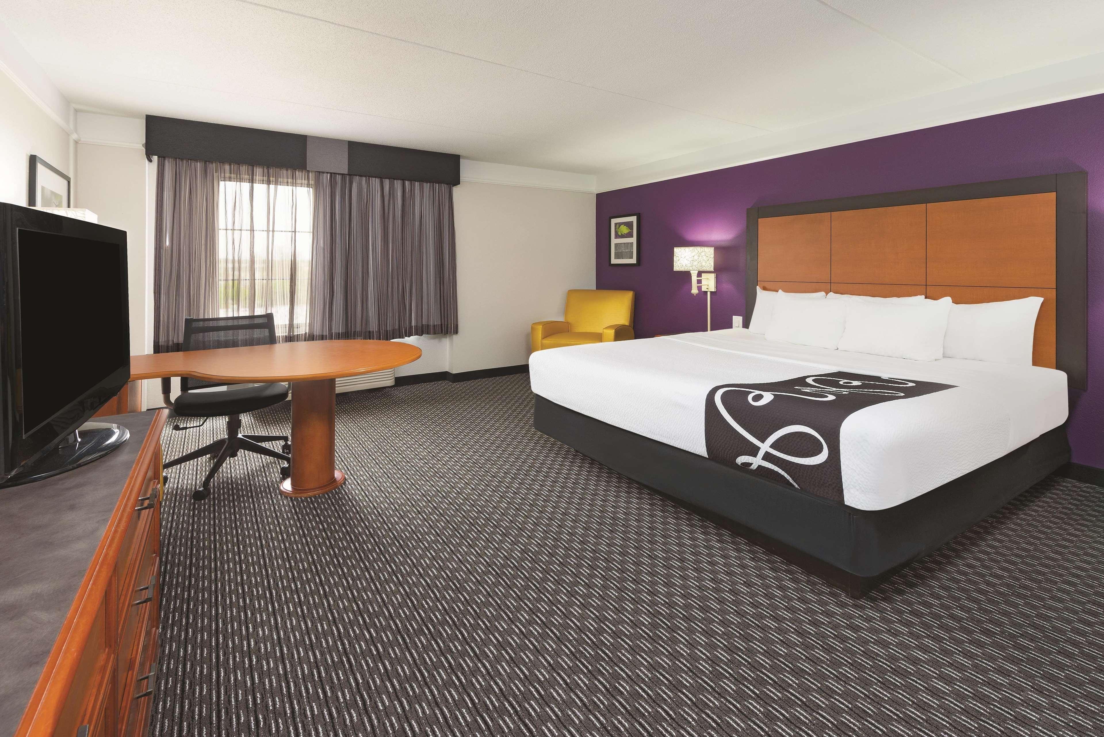 La Quinta By Wyndham St. Louis Westport Hotel Maryland Heights Eksteriør billede