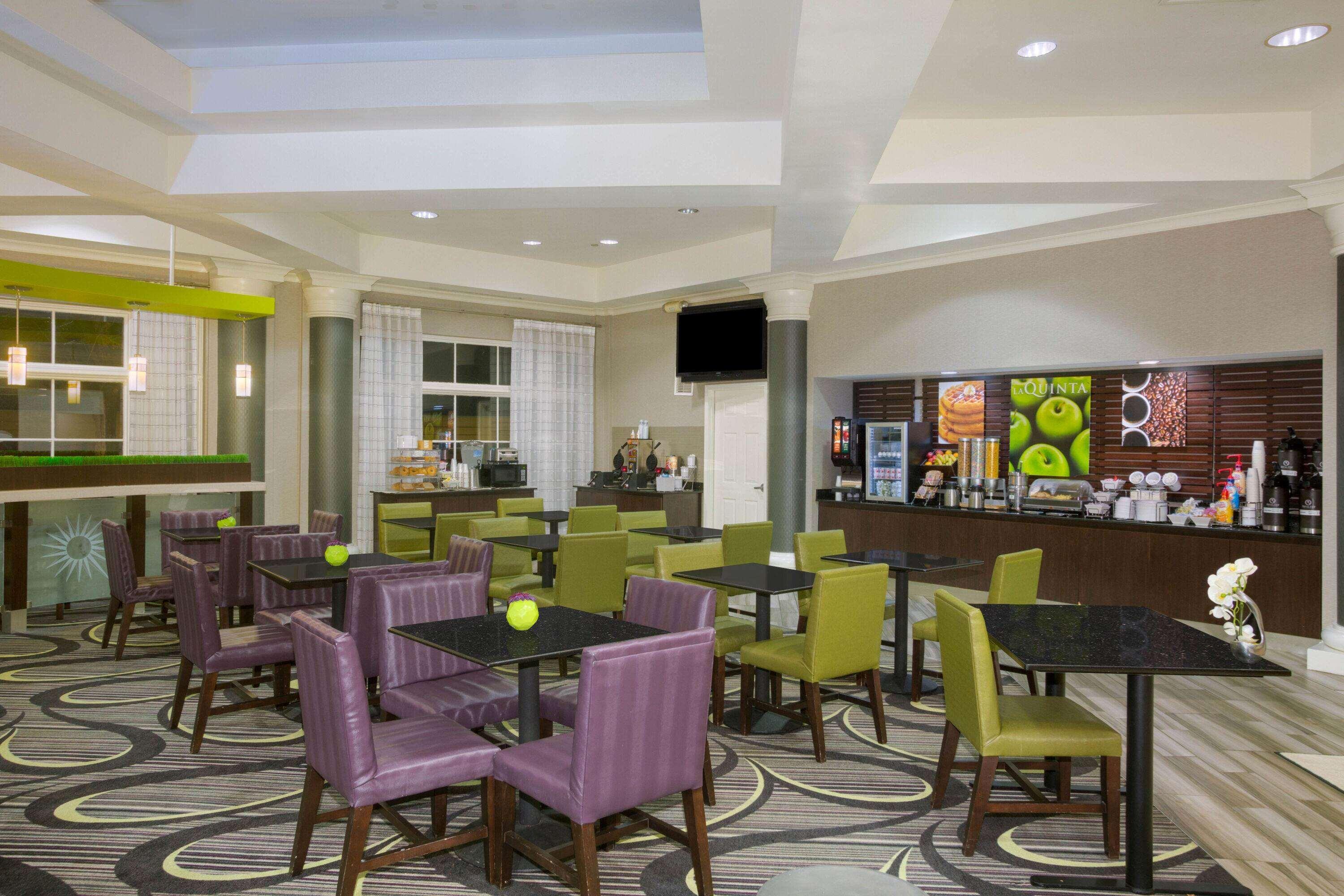 La Quinta By Wyndham St. Louis Westport Hotel Maryland Heights Eksteriør billede