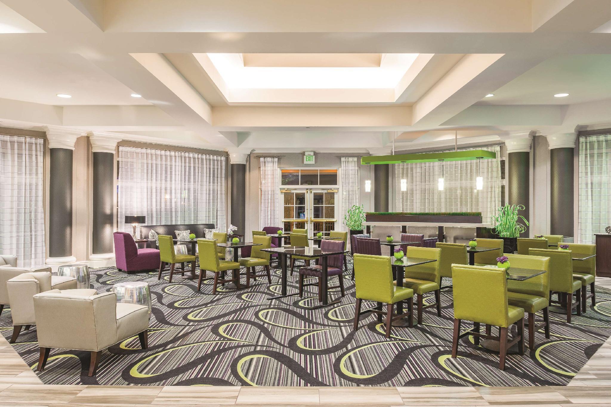La Quinta By Wyndham St. Louis Westport Hotel Maryland Heights Eksteriør billede