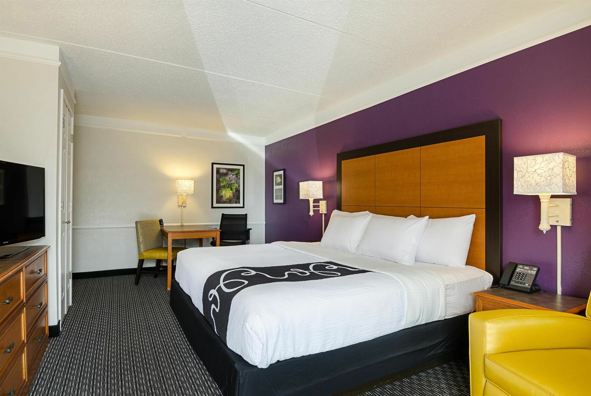 La Quinta By Wyndham St. Louis Westport Hotel Maryland Heights Eksteriør billede